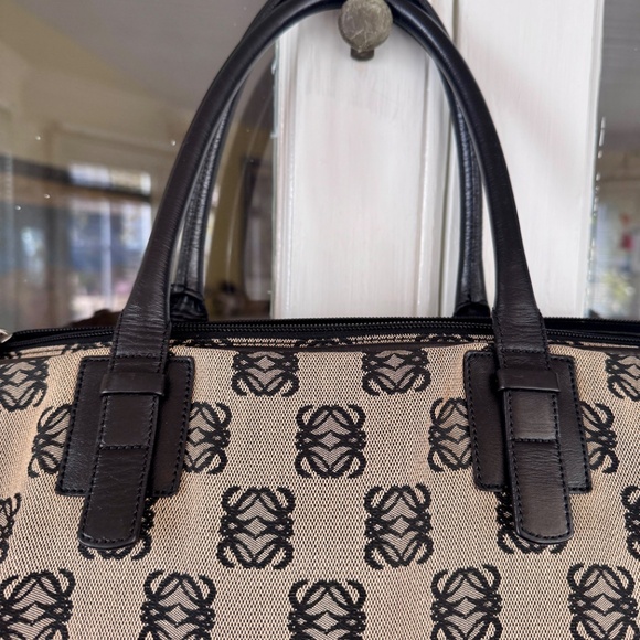 Loewe Anagram Shoulder Tote Bag Canvas & Leather with Dustbag, EUC - Picture 5 of 16